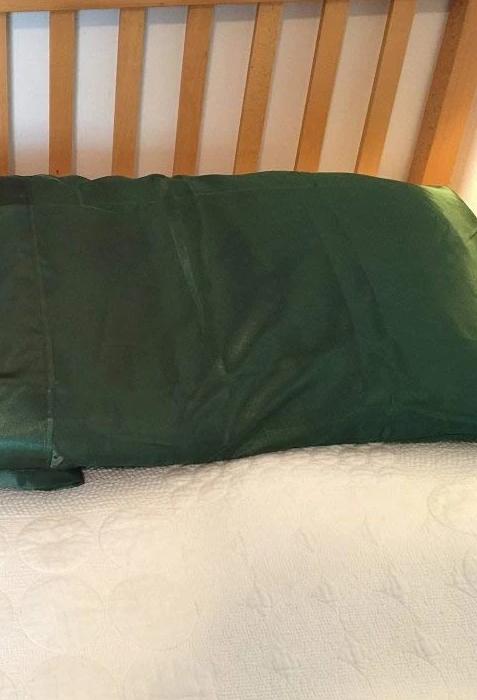 OctoRose Royalty Queen Size Set of 2 Super Strong and Durable Pillow Case/Protector/Cover Silky Satin Less Wrinkle Smooth Feeling