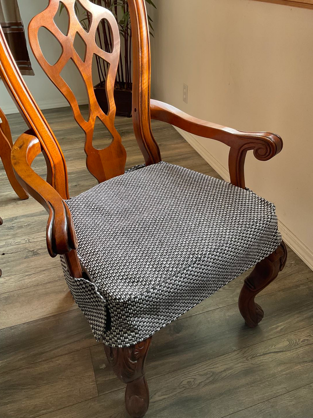 OctoRose Set of Two Made to fit Any Dining Chairs with The arms or Without The arms Upholstery Material Chair Cover Chair Seat Cover, Dinning Chair with arms slipcover.
