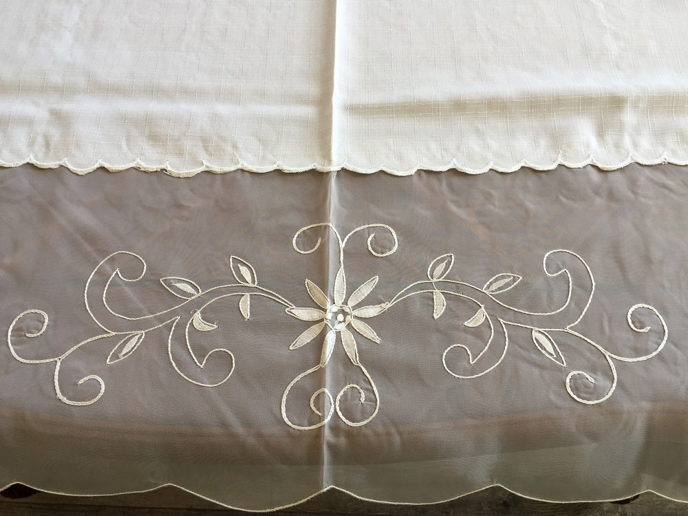 OctoRose High Quality Elegant Artex style embroidery plus trim lace based Table cloth / table cover / table linen 72x108"